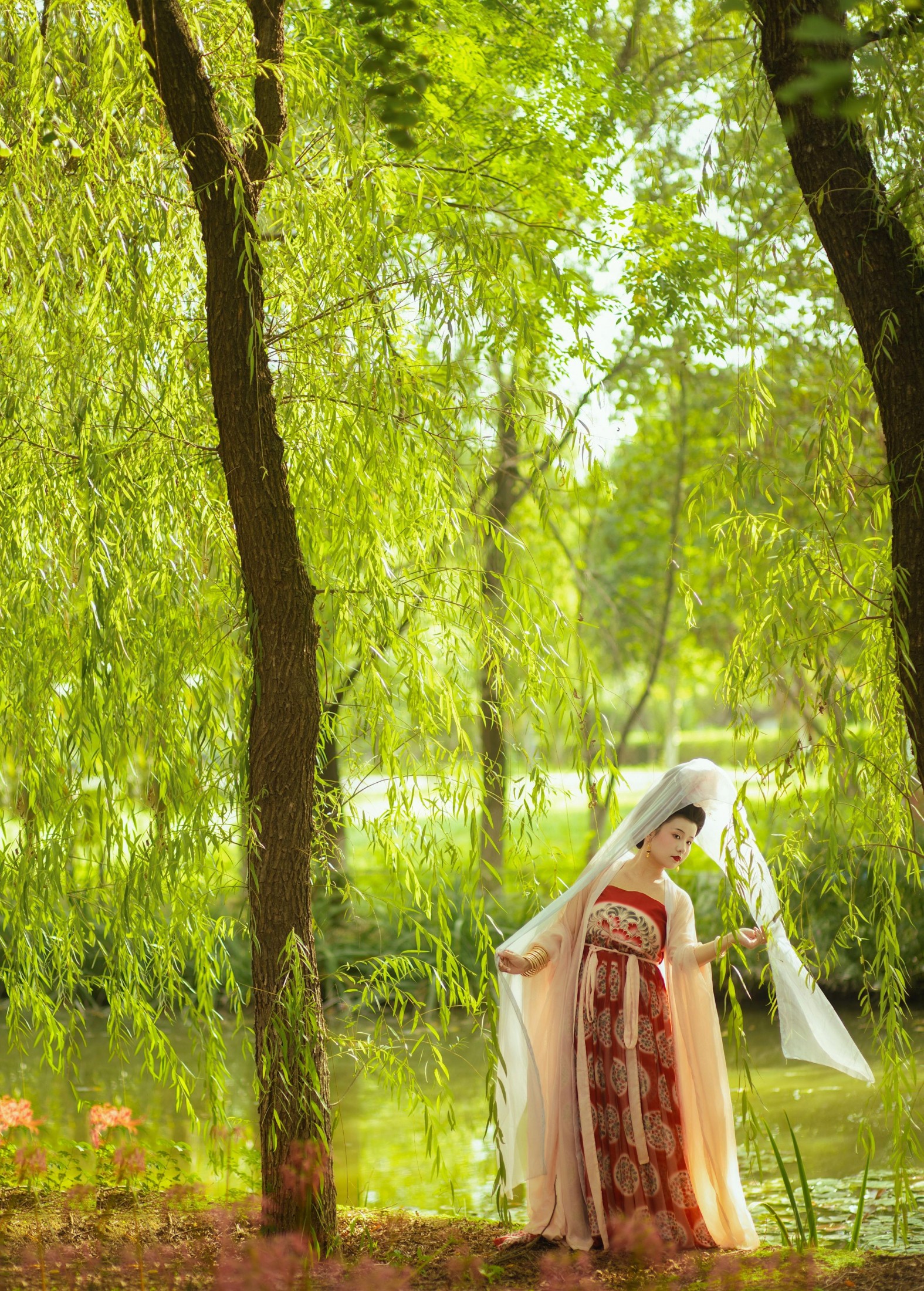 – 《簪花仕女图》[25P]