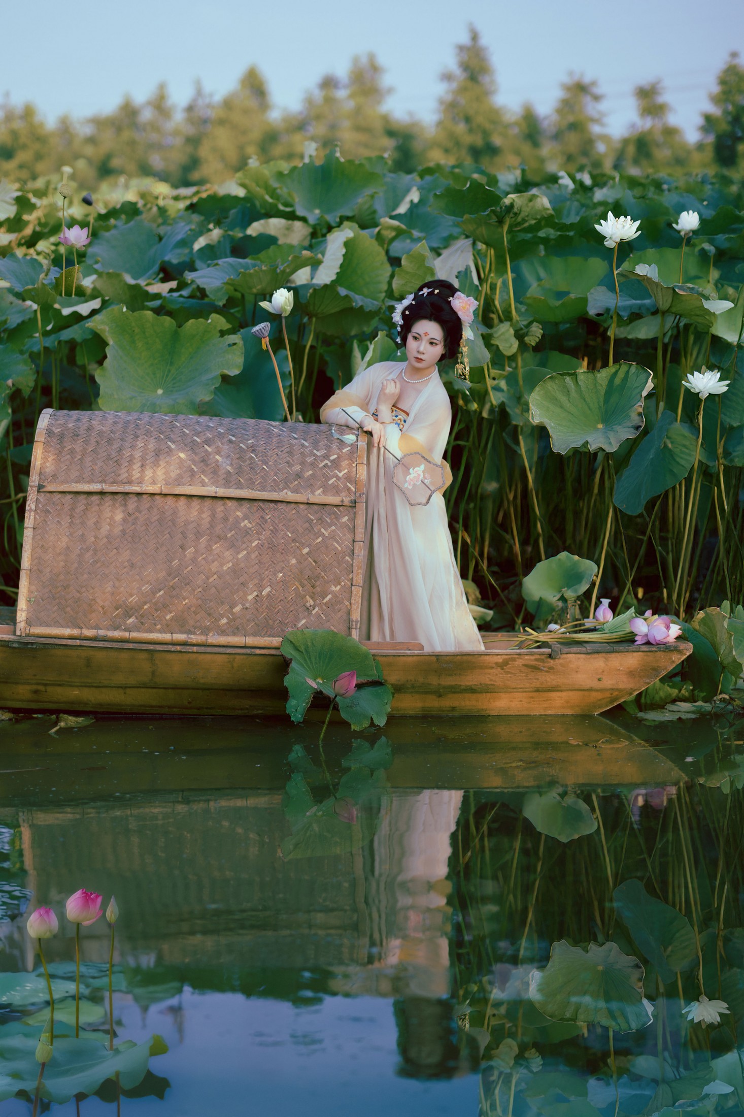 木叶宇智波菠菜 – 《雨歇荷塘》[18P]