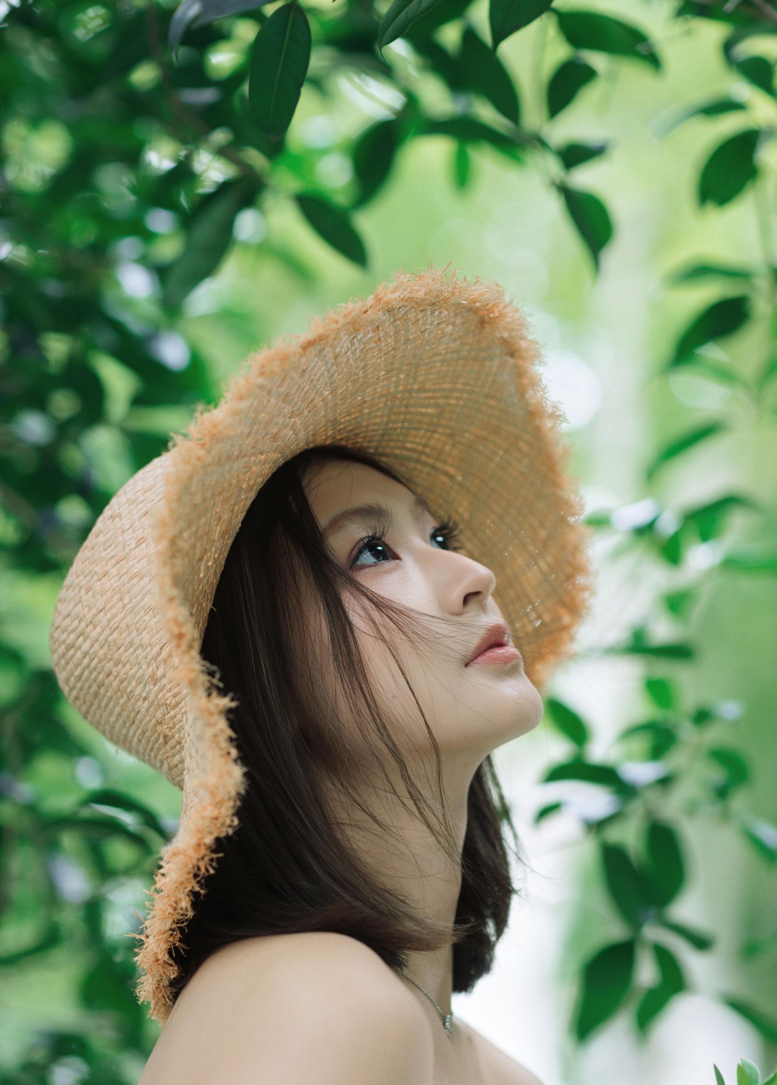 景猪 – 《阴天白裙》[25P]