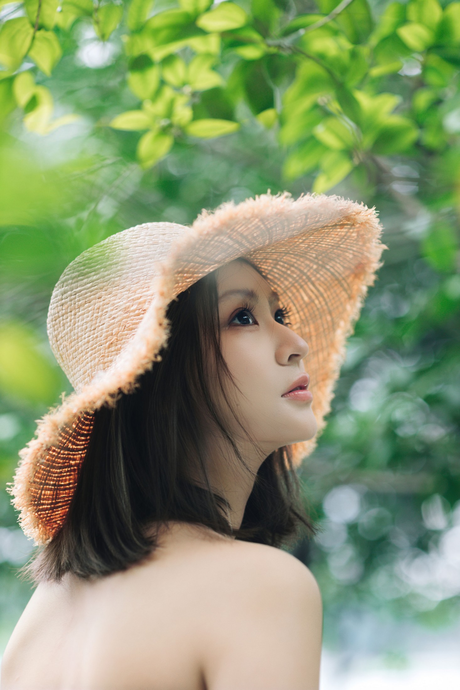 景猪 – 《阴天白裙》[25P]