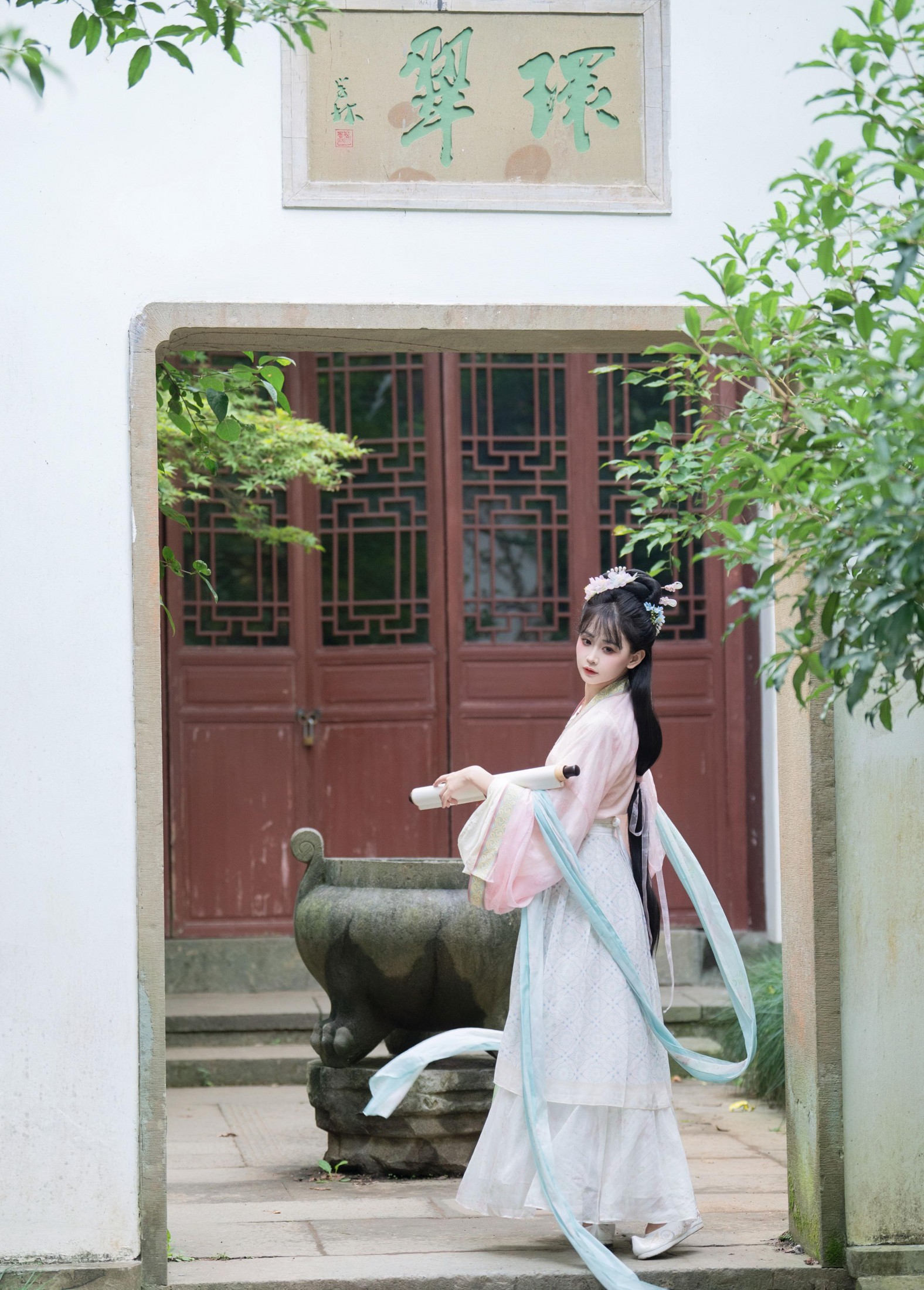 湫一只岁岁 – 《粉色仙女》[49P]