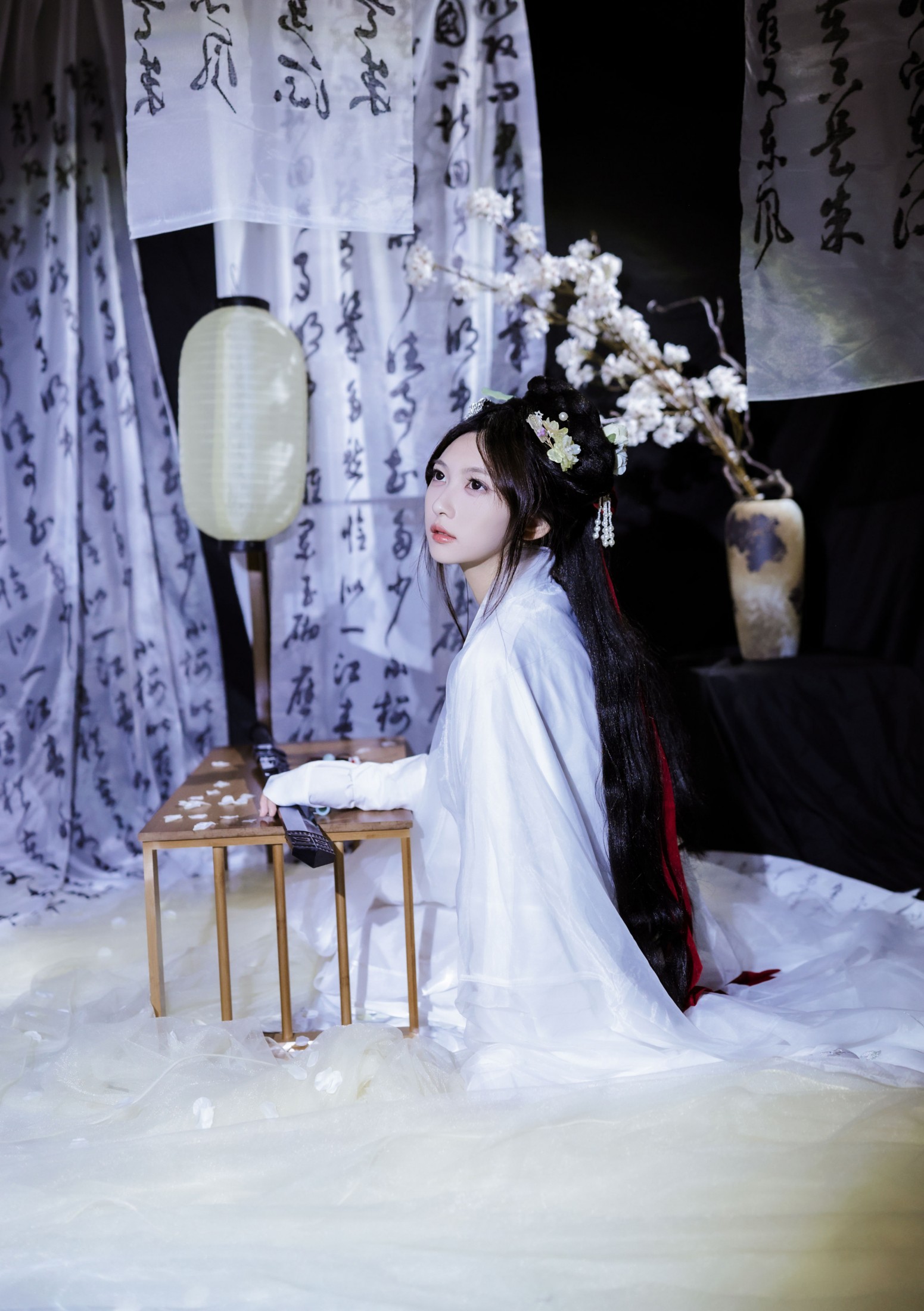 盖盖 – 《梨花》[24P]