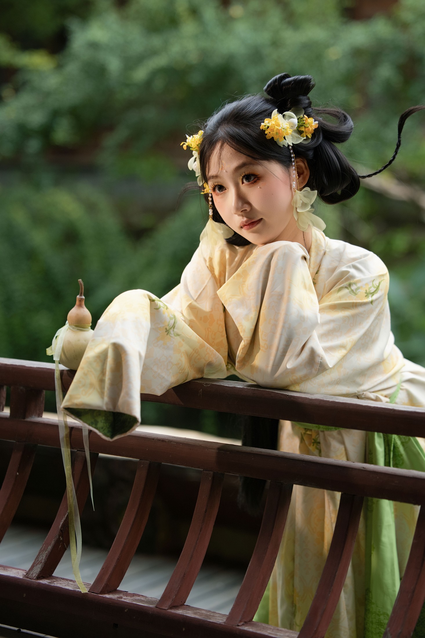 玉彤 – 《踏青去也～》[16P]