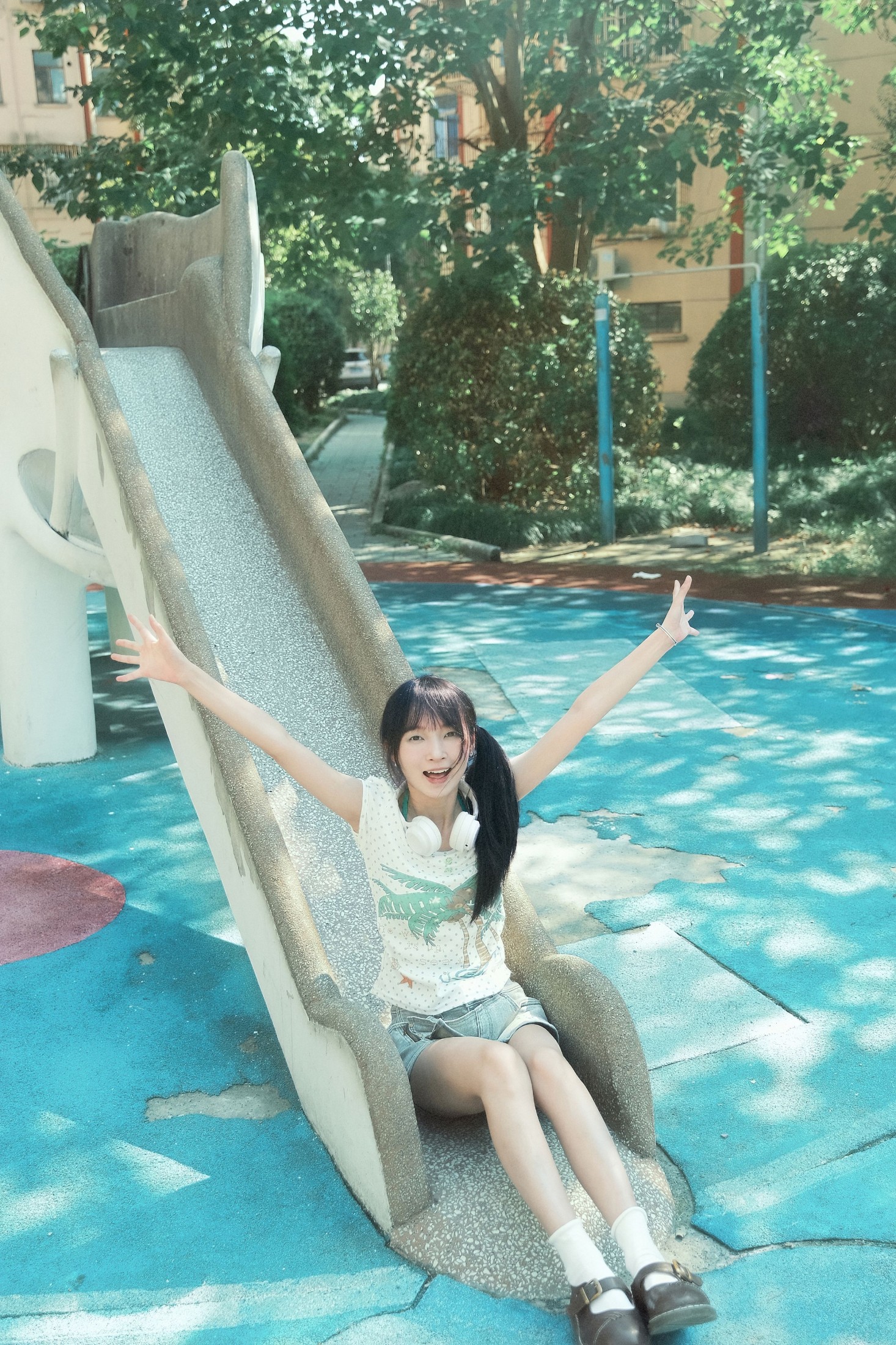 乌堆少女 – 《千禧年》[30P]