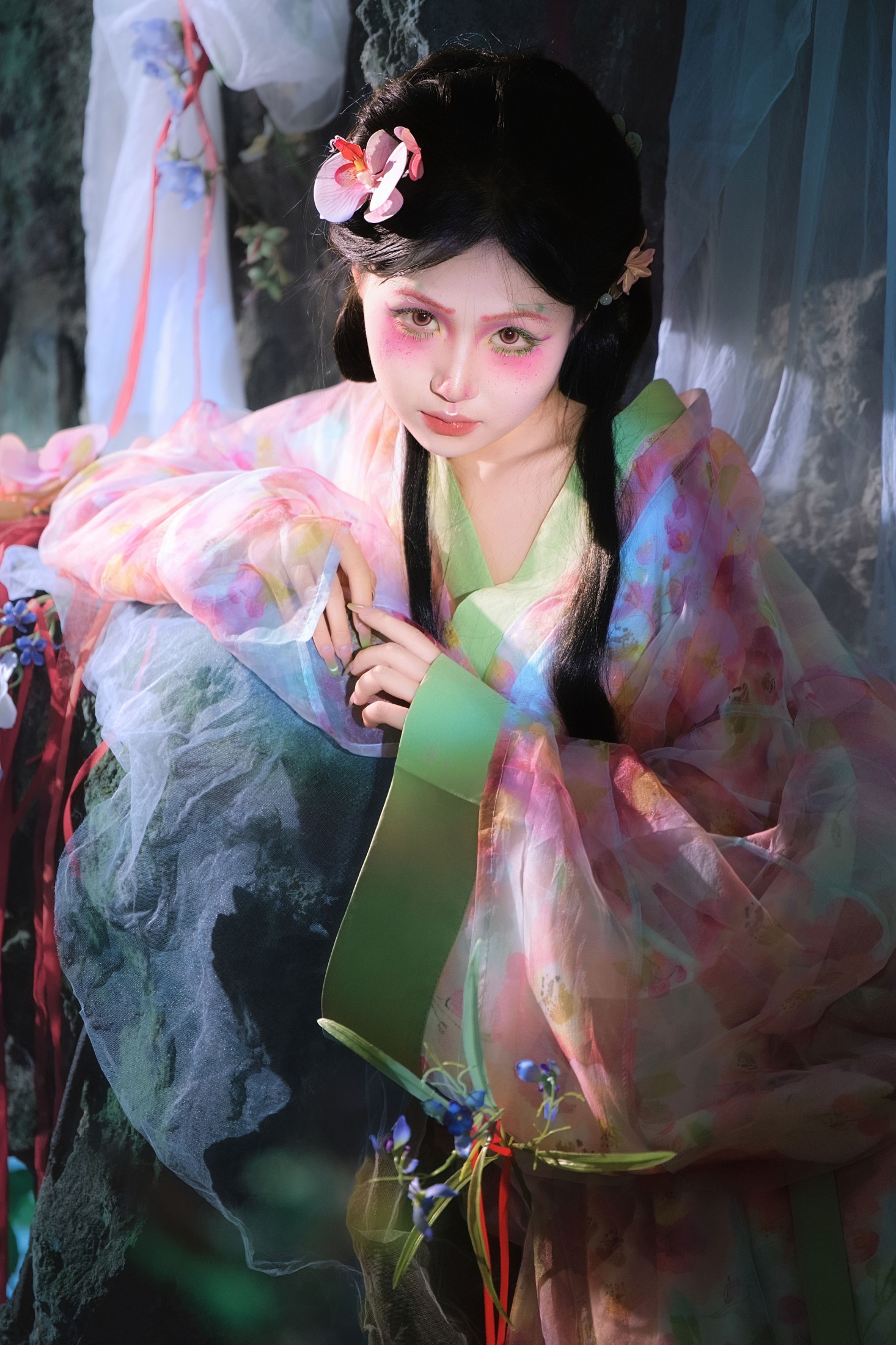 玉彤 – 《兰花螳螂》[23P]