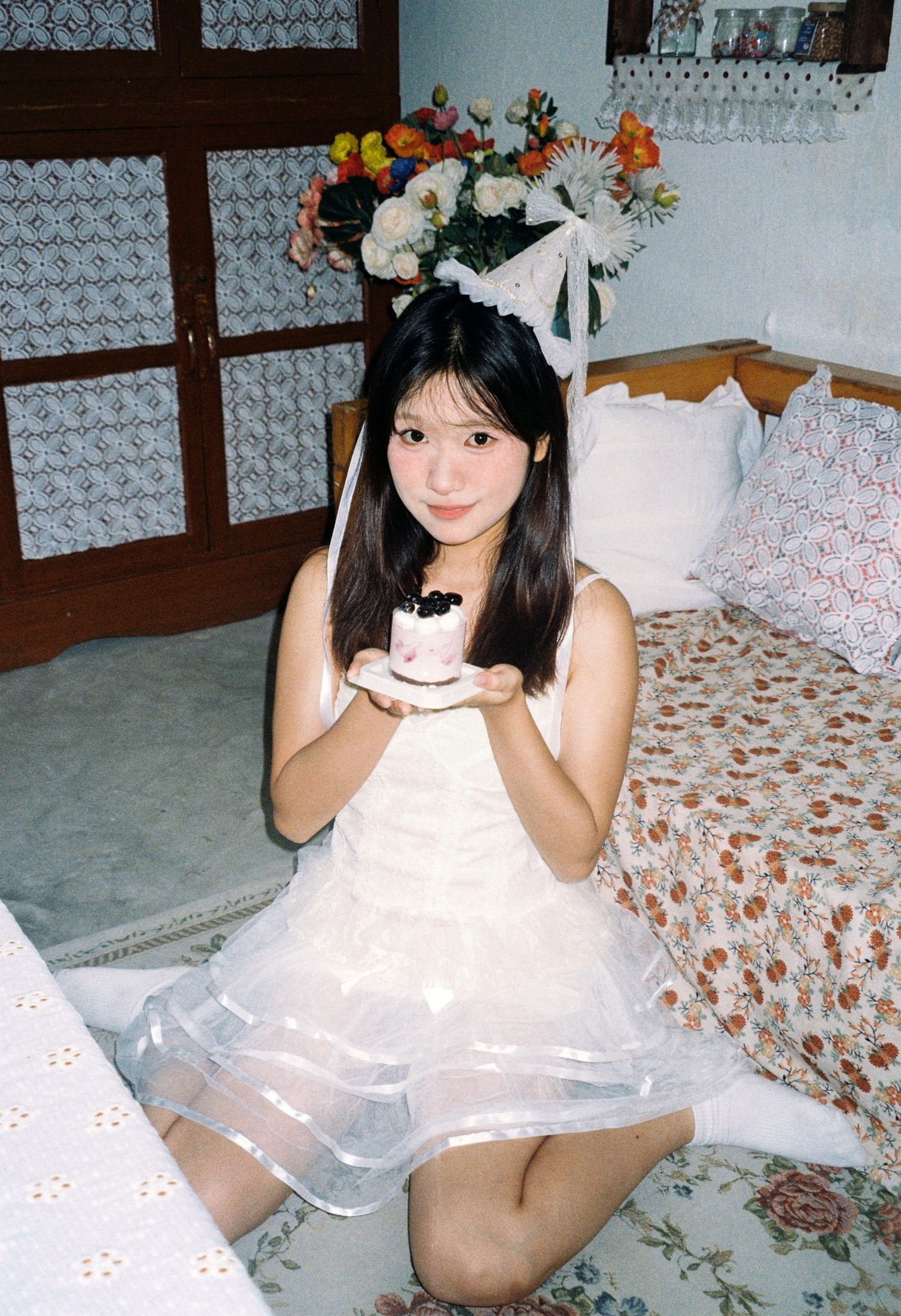 沐沐（约拍 – 《慢慢》[13P]