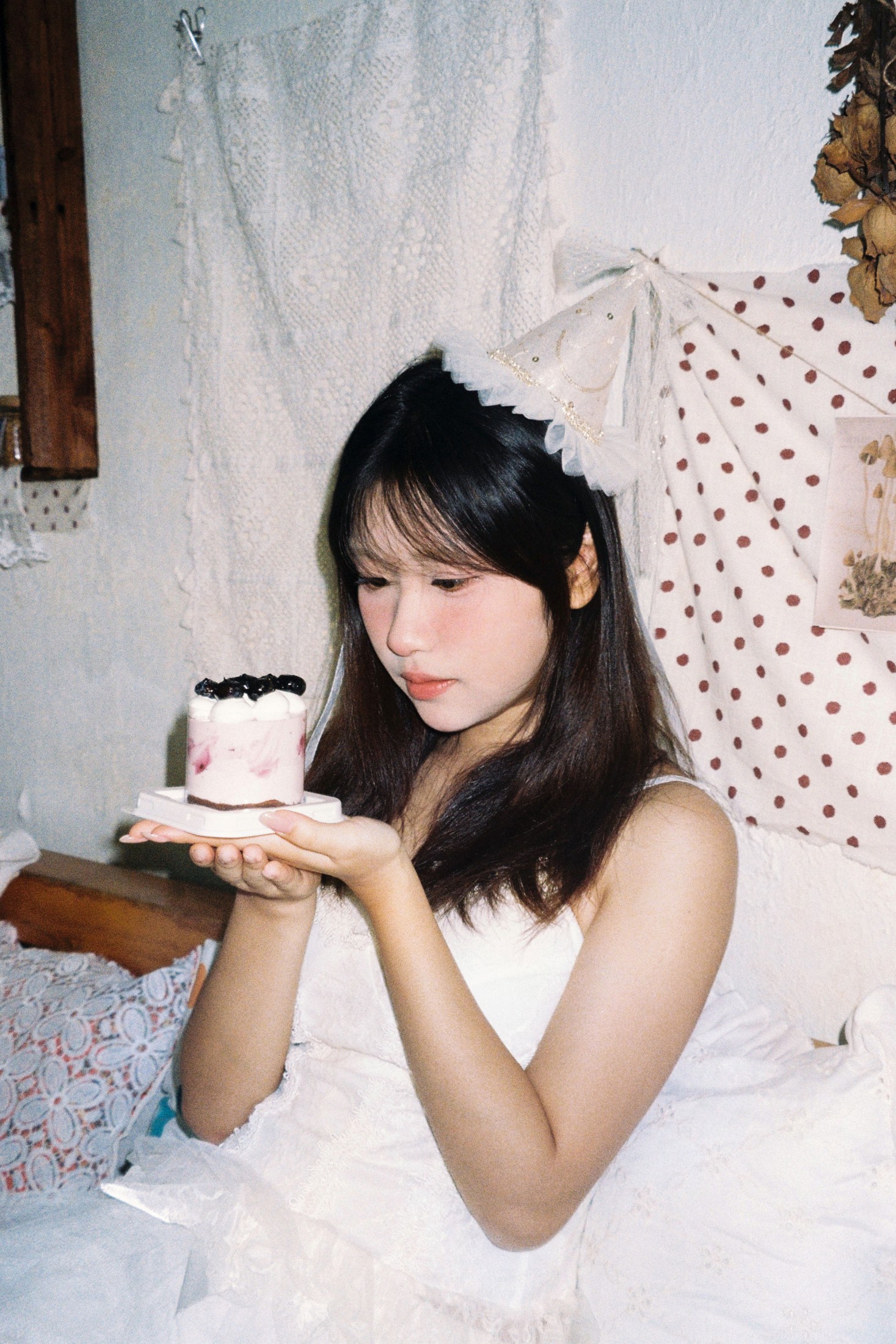 沐沐（约拍 – 《慢慢》[13P]