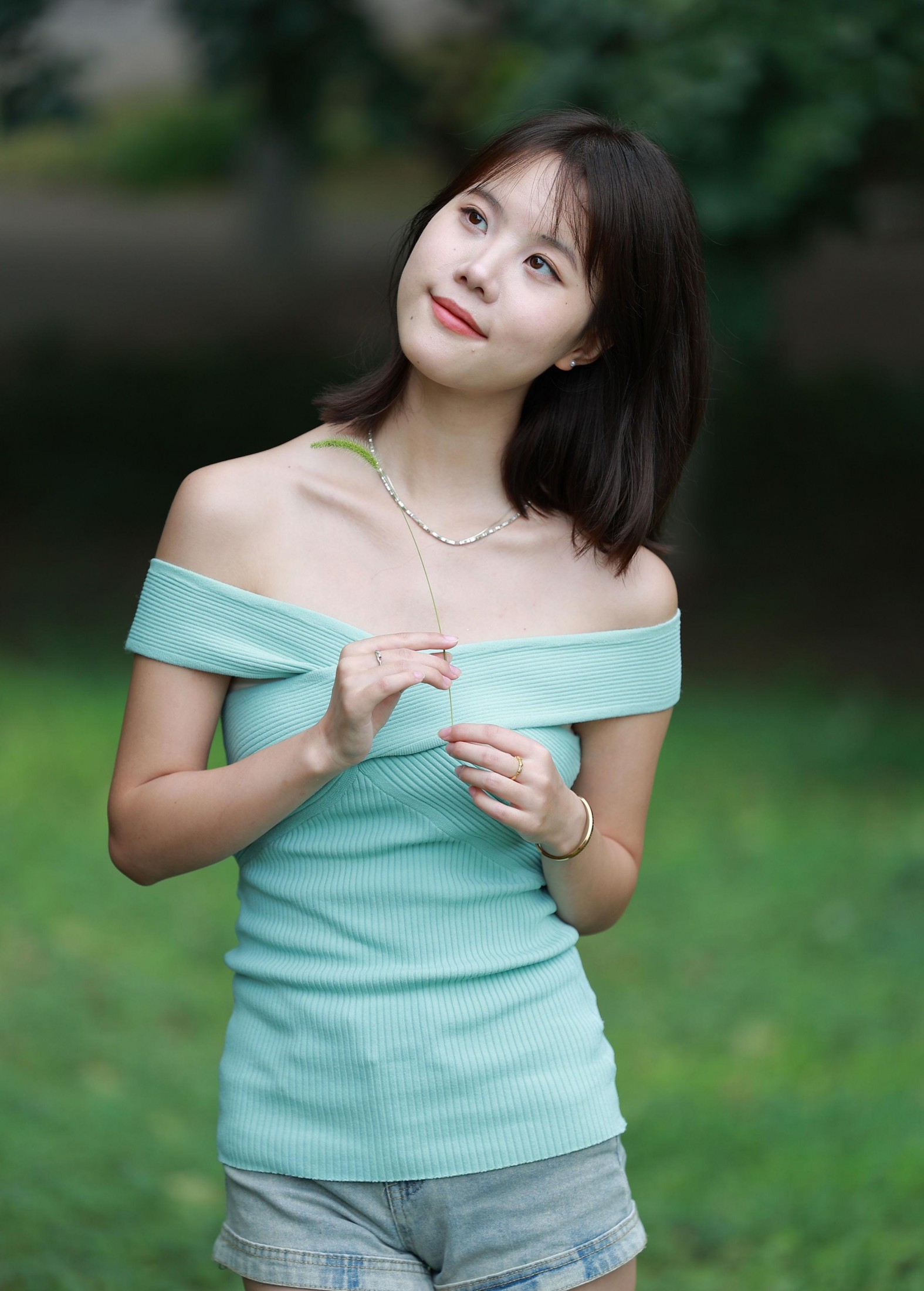 ZIZI – 《夏天》[19P]