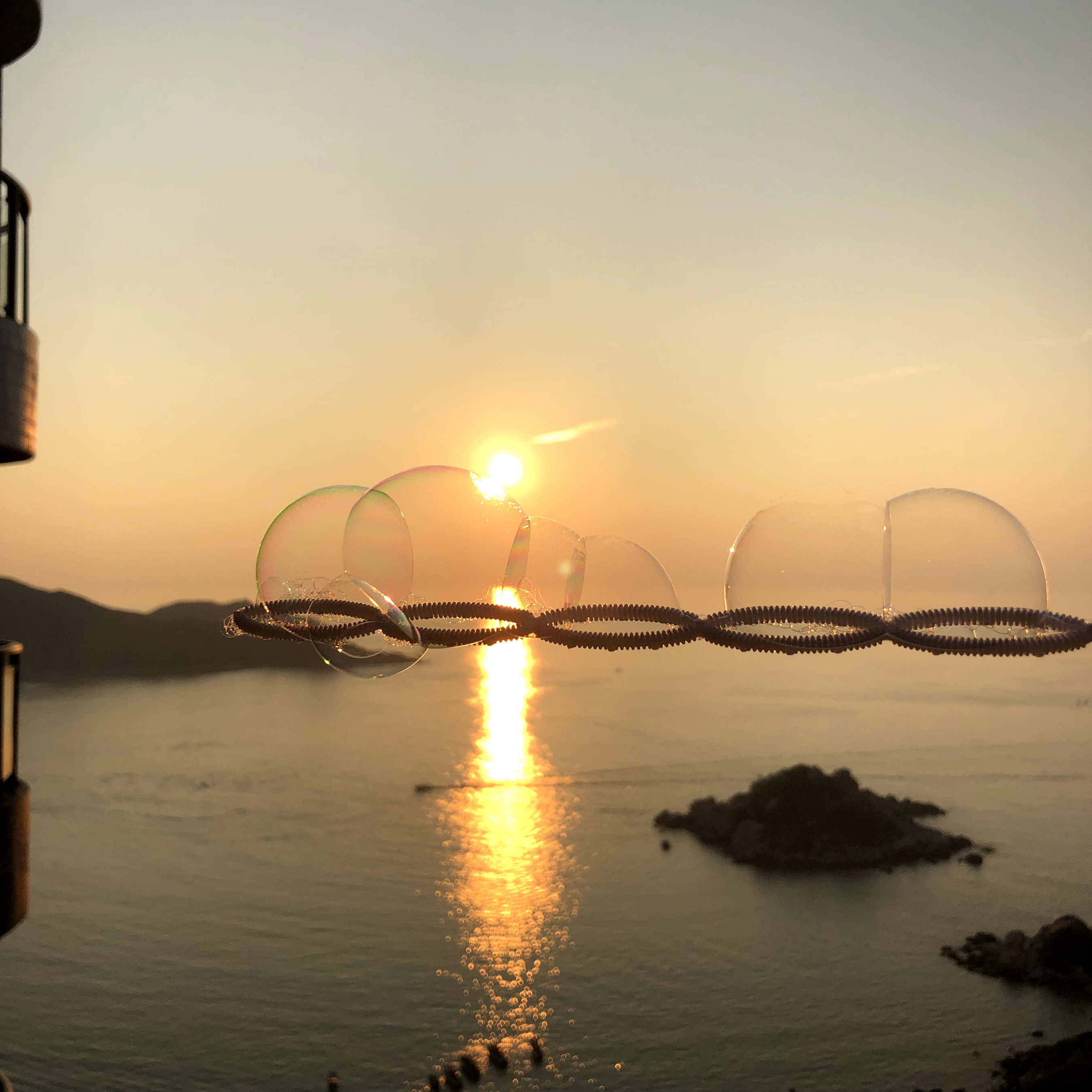 – 《泡泡与朝阳》[10P]