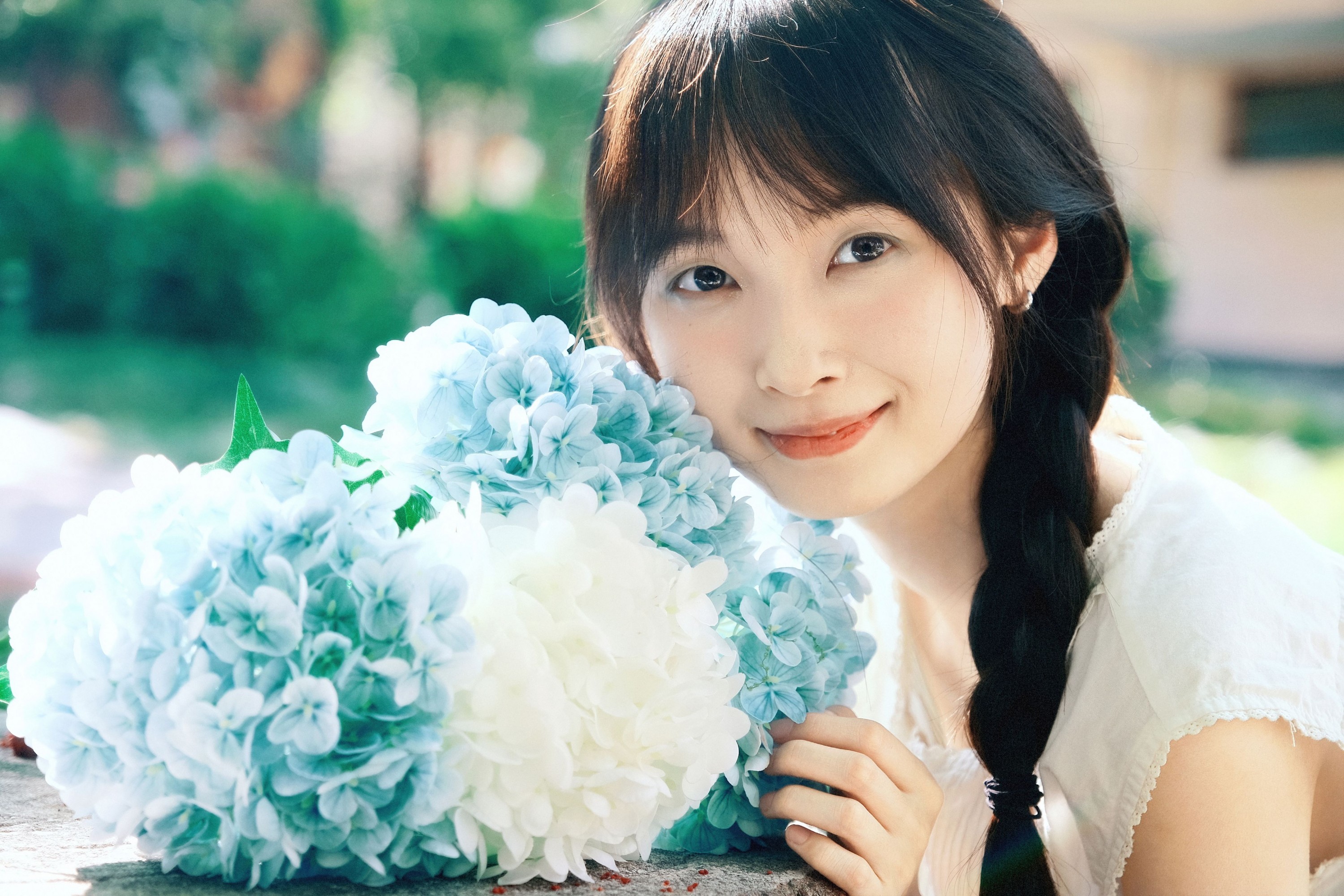 乌堆少女 – 《绣球》[17P]