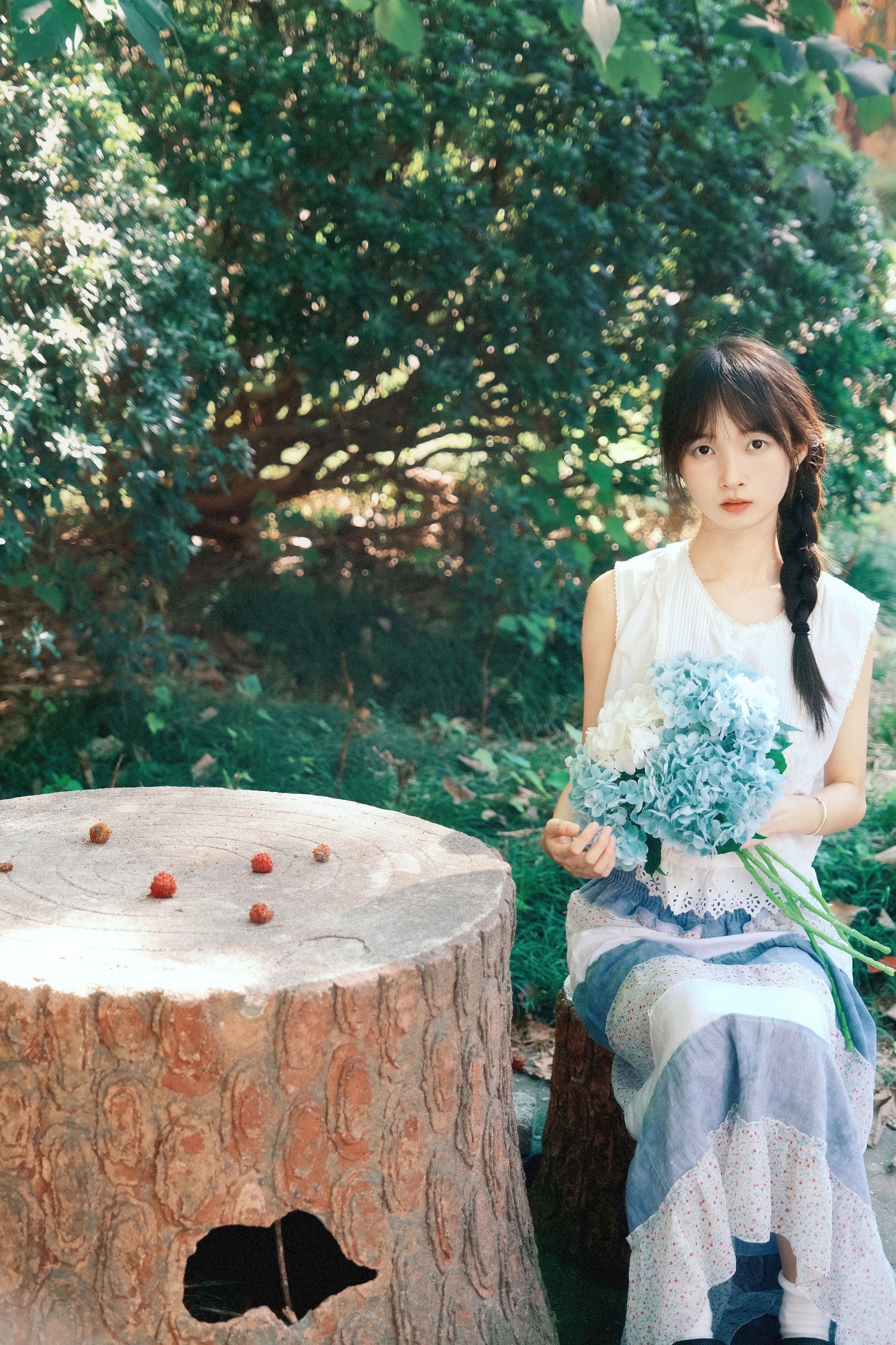 乌堆少女 – 《绣球》[17P]