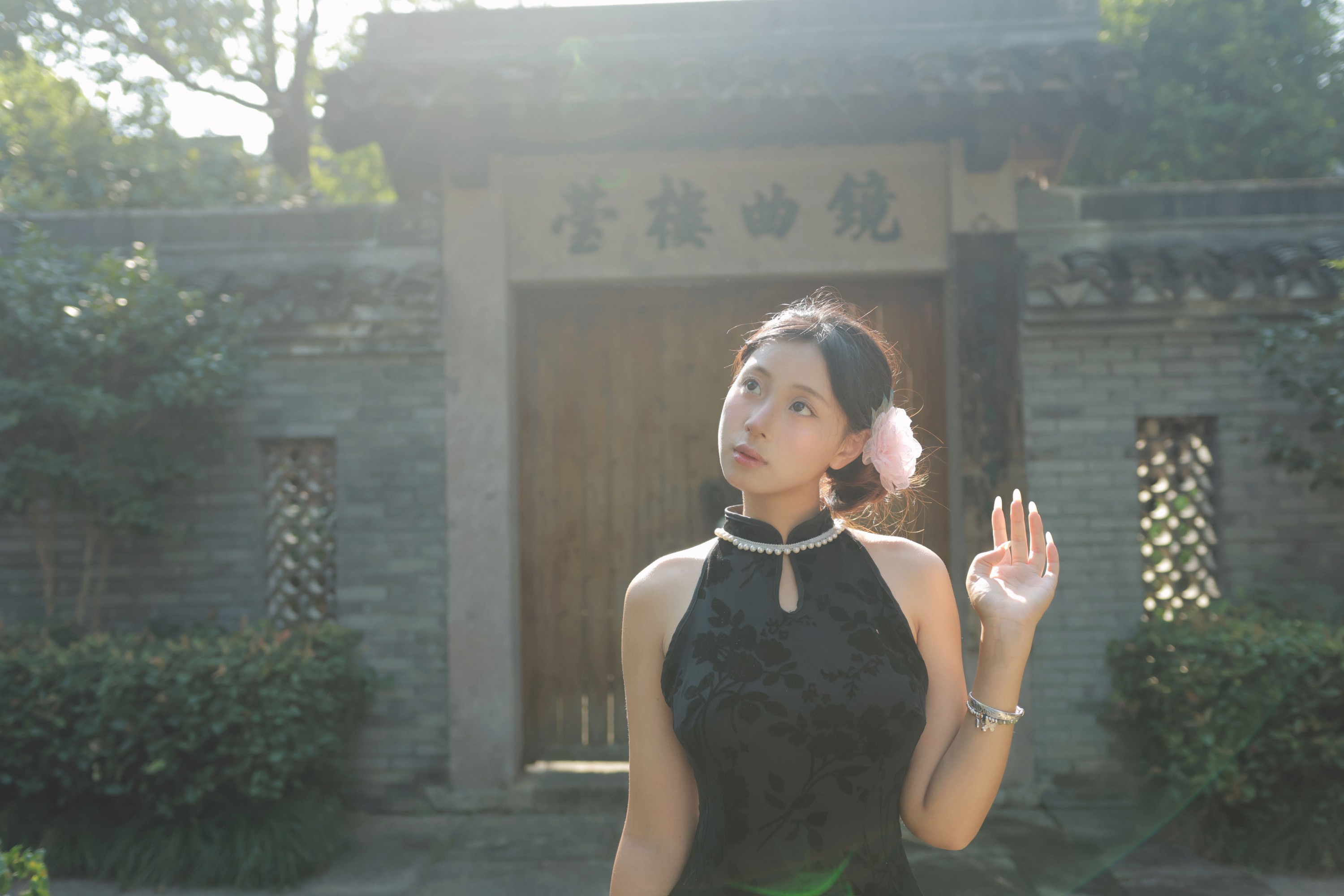 小u – 《黑色珍珠旗袍》[42P]