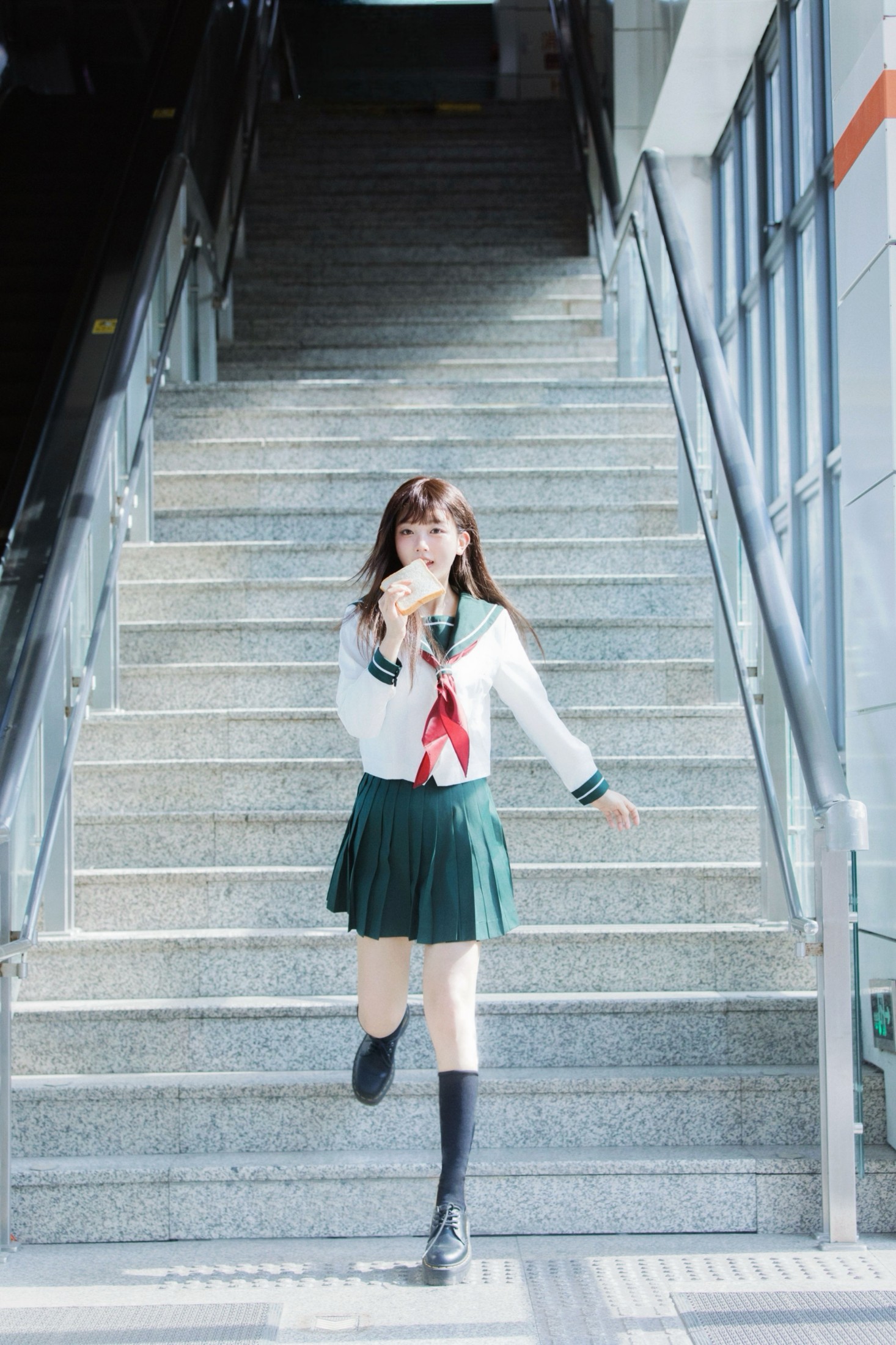 – 《地铁女孩》[29P]