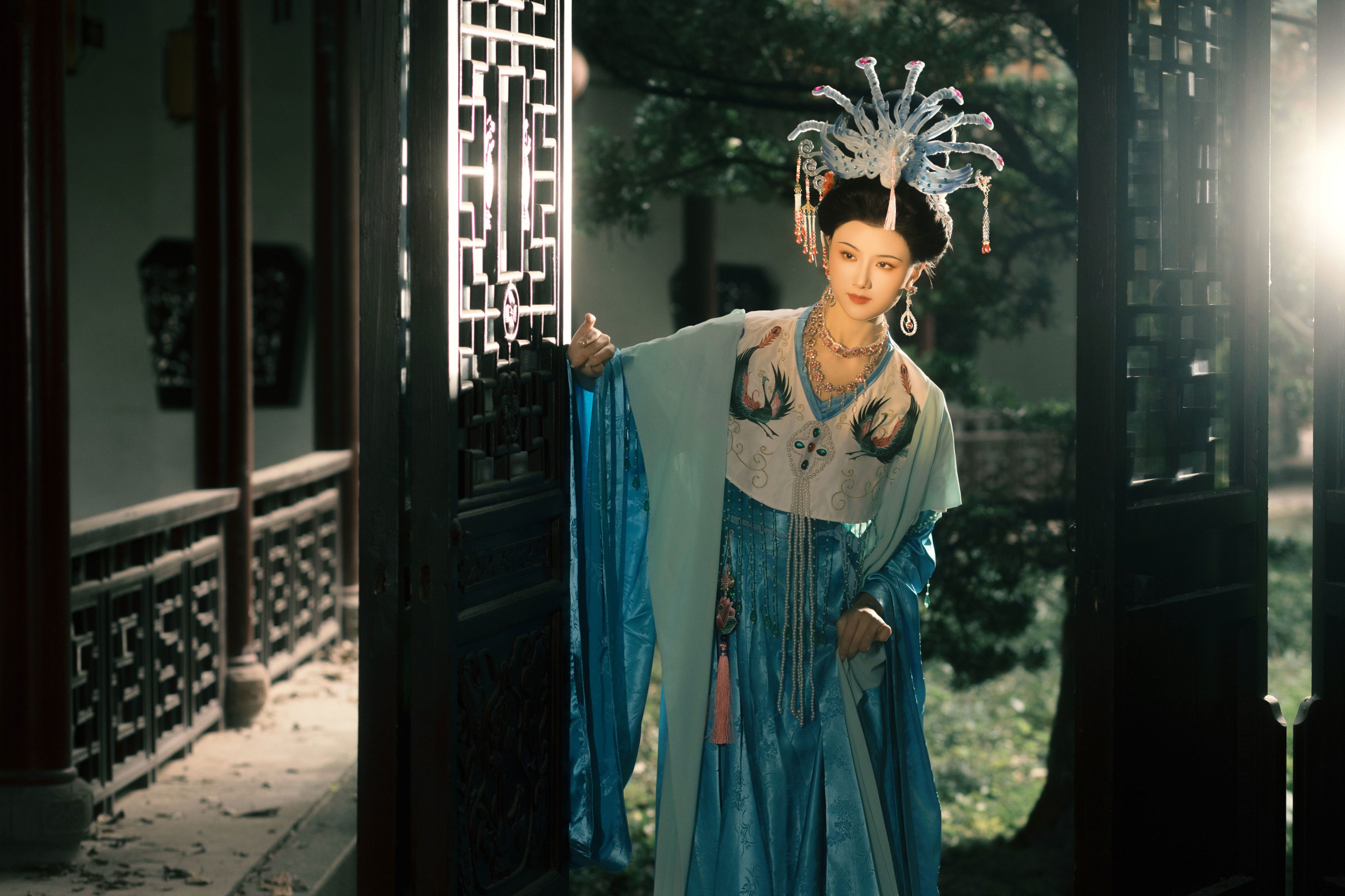 – 《女儿国》[9P]