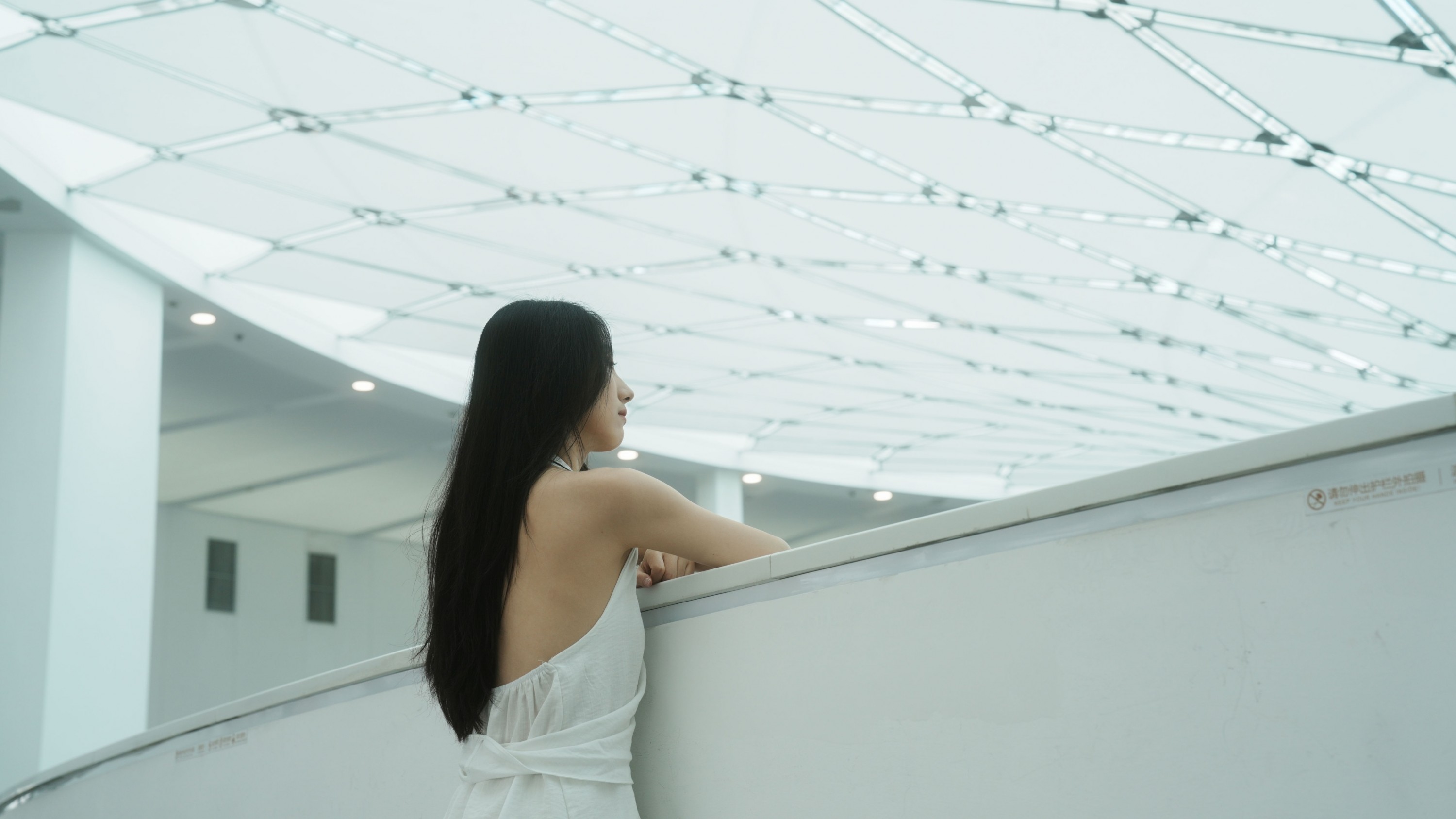 瑞瑞 – 《极致光影与白色倩影》[36P]