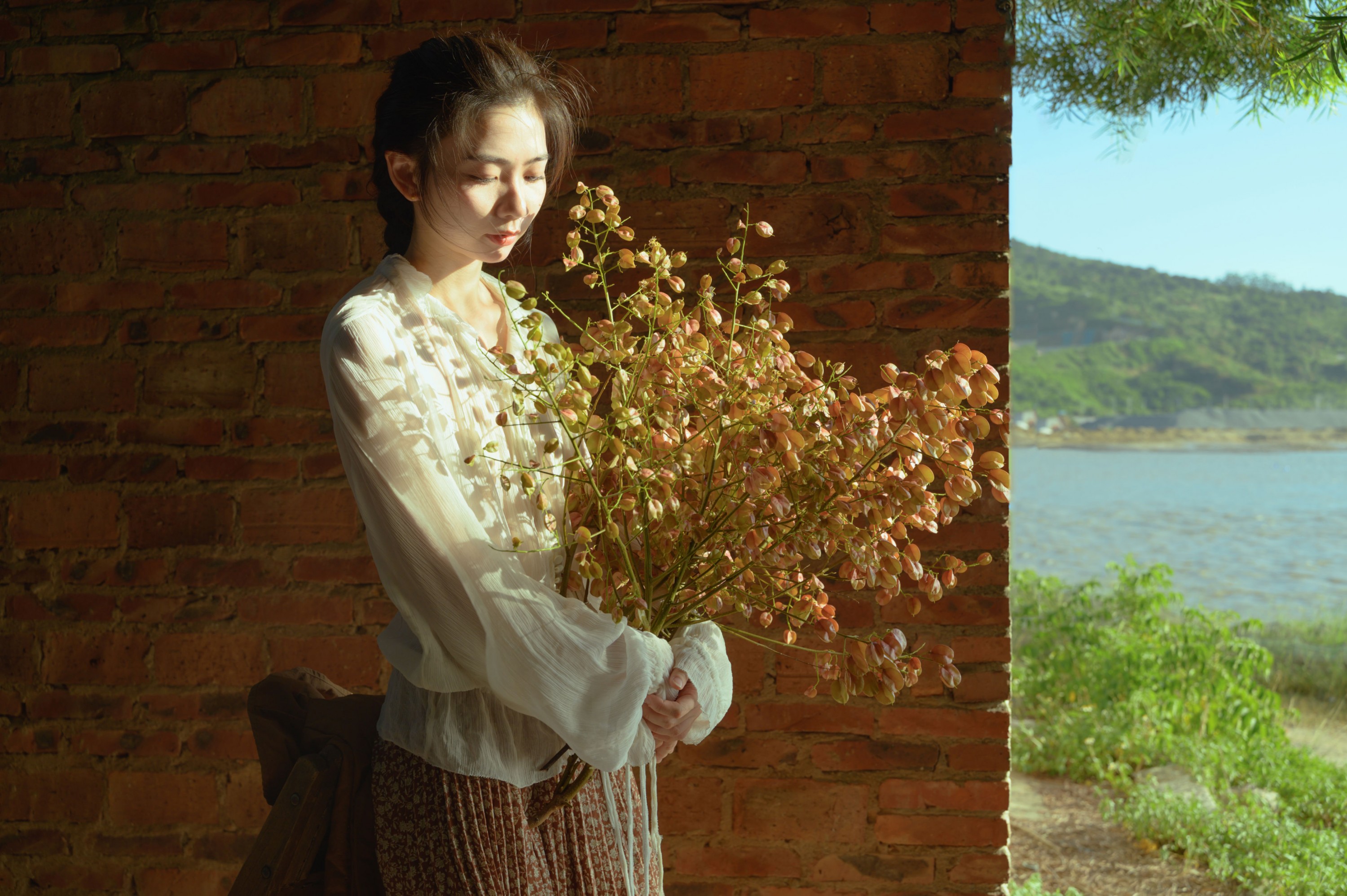 小张 – 《栾树的秋天》[42P]