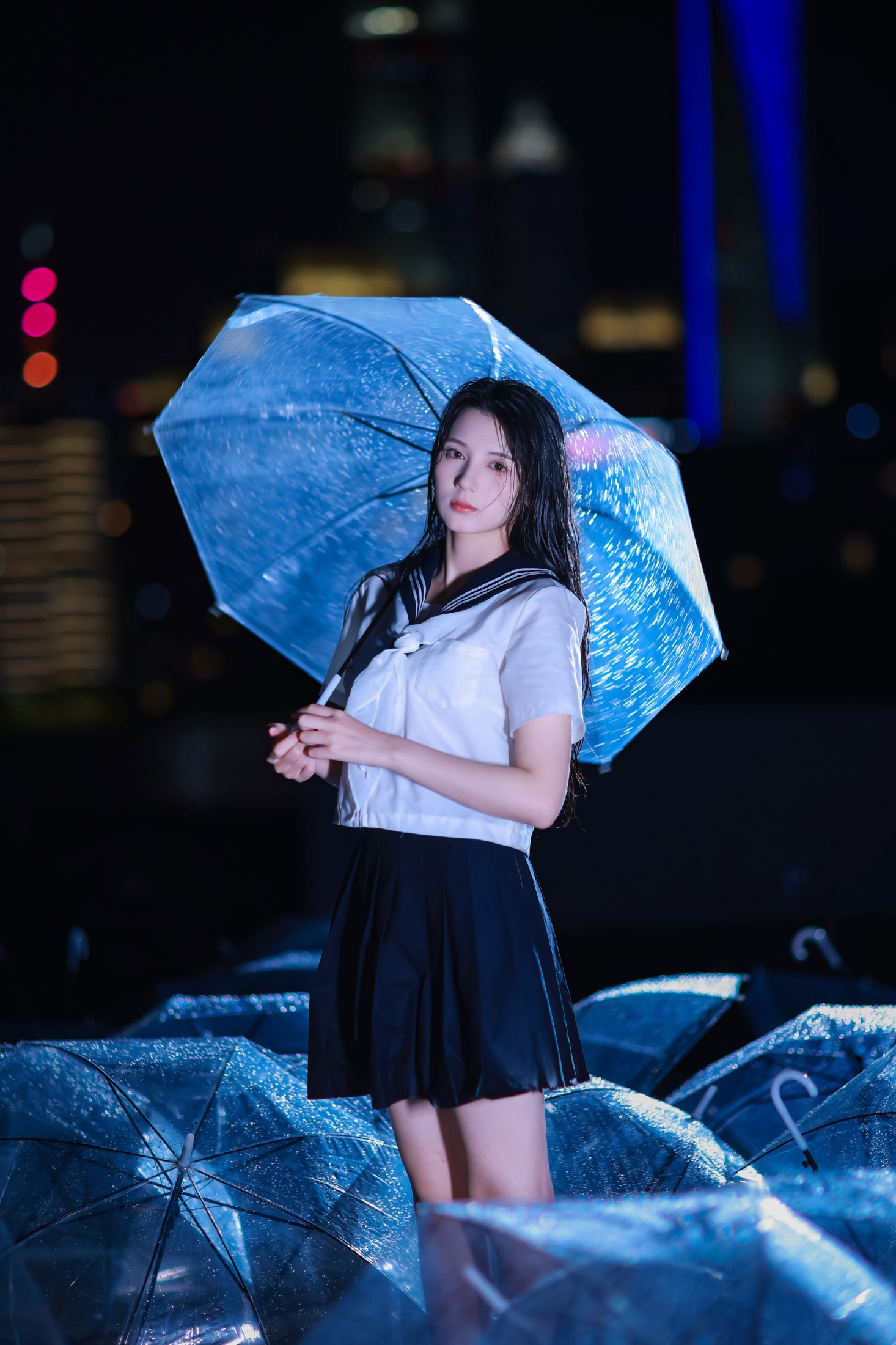 Enyyyn – 《雨落时，心跳是伞面的碎光 》[50P]