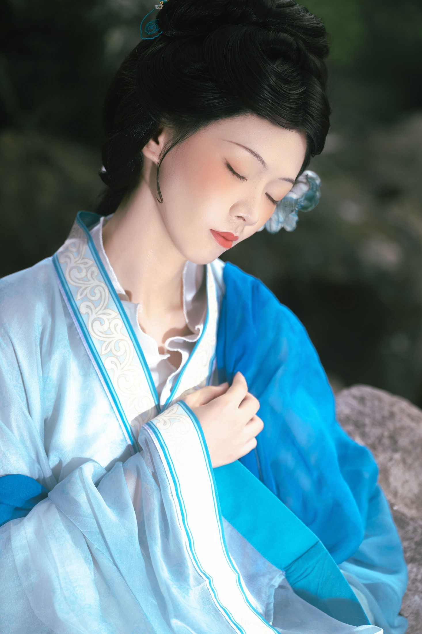 – 《月白衣裳白玉人》[9P]