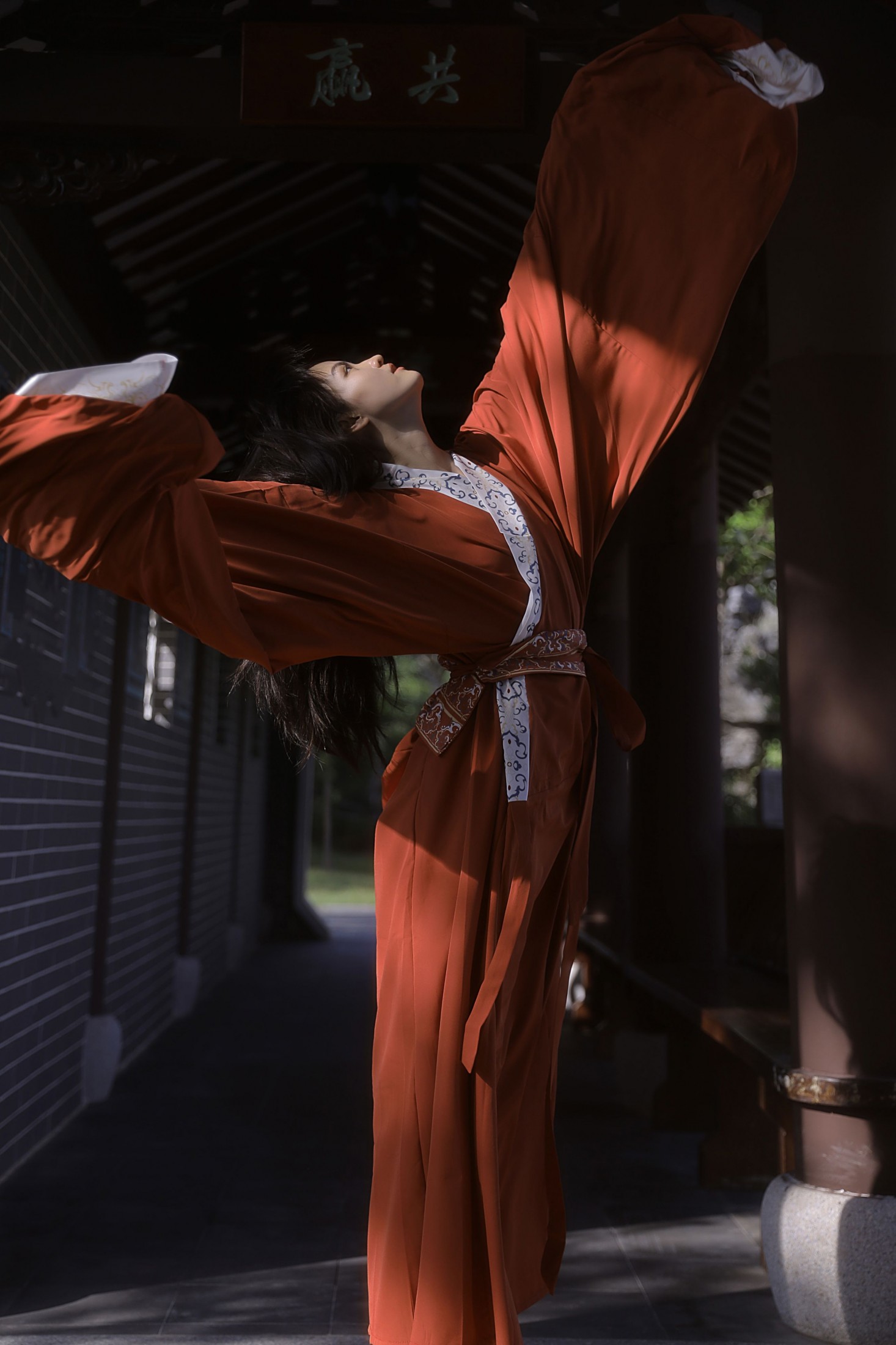 慧慧 – 《一袭红衣尽风华》[9P]