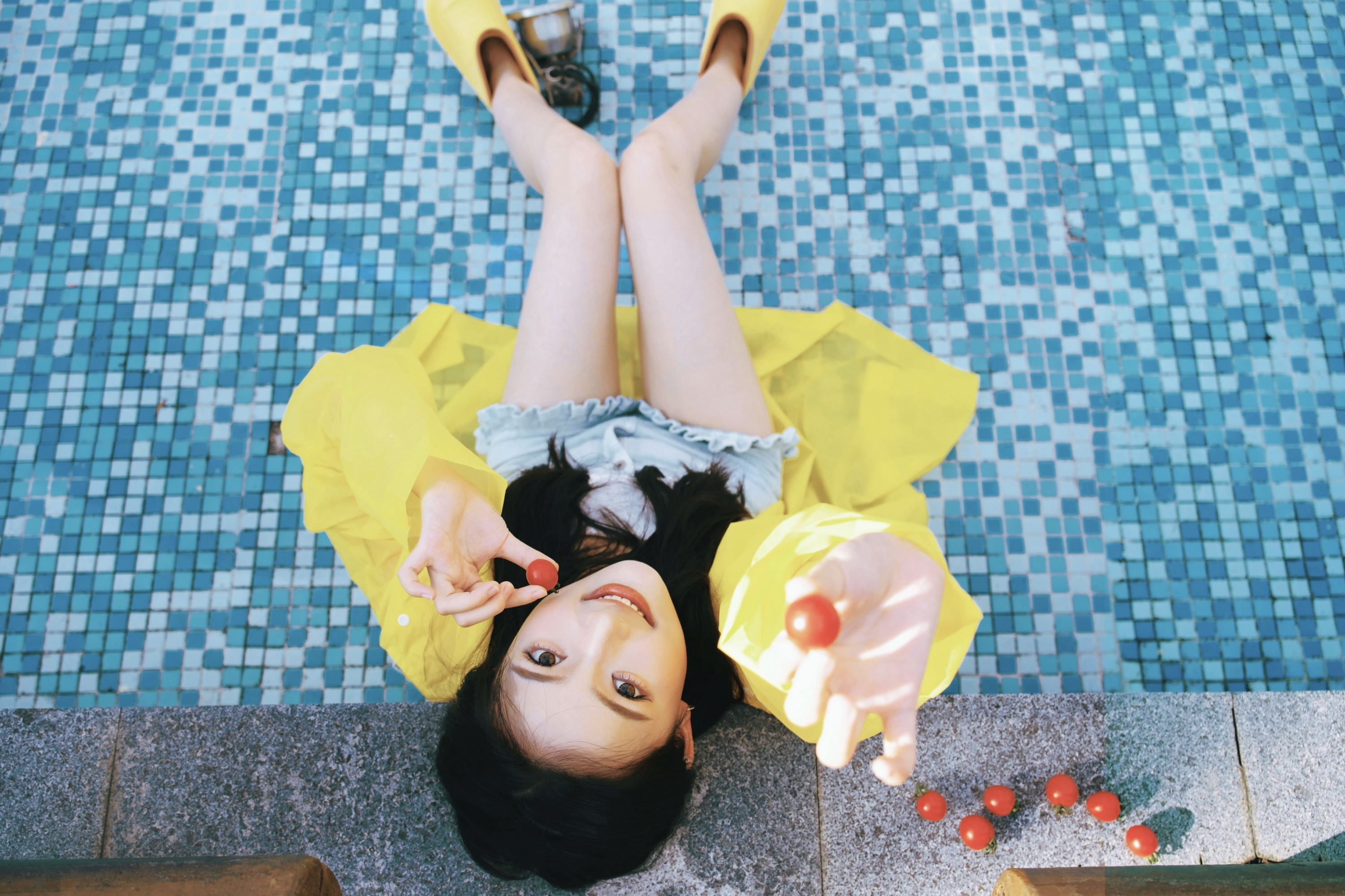 何薇羽 – 《蕃茄味的夏天》[9P]