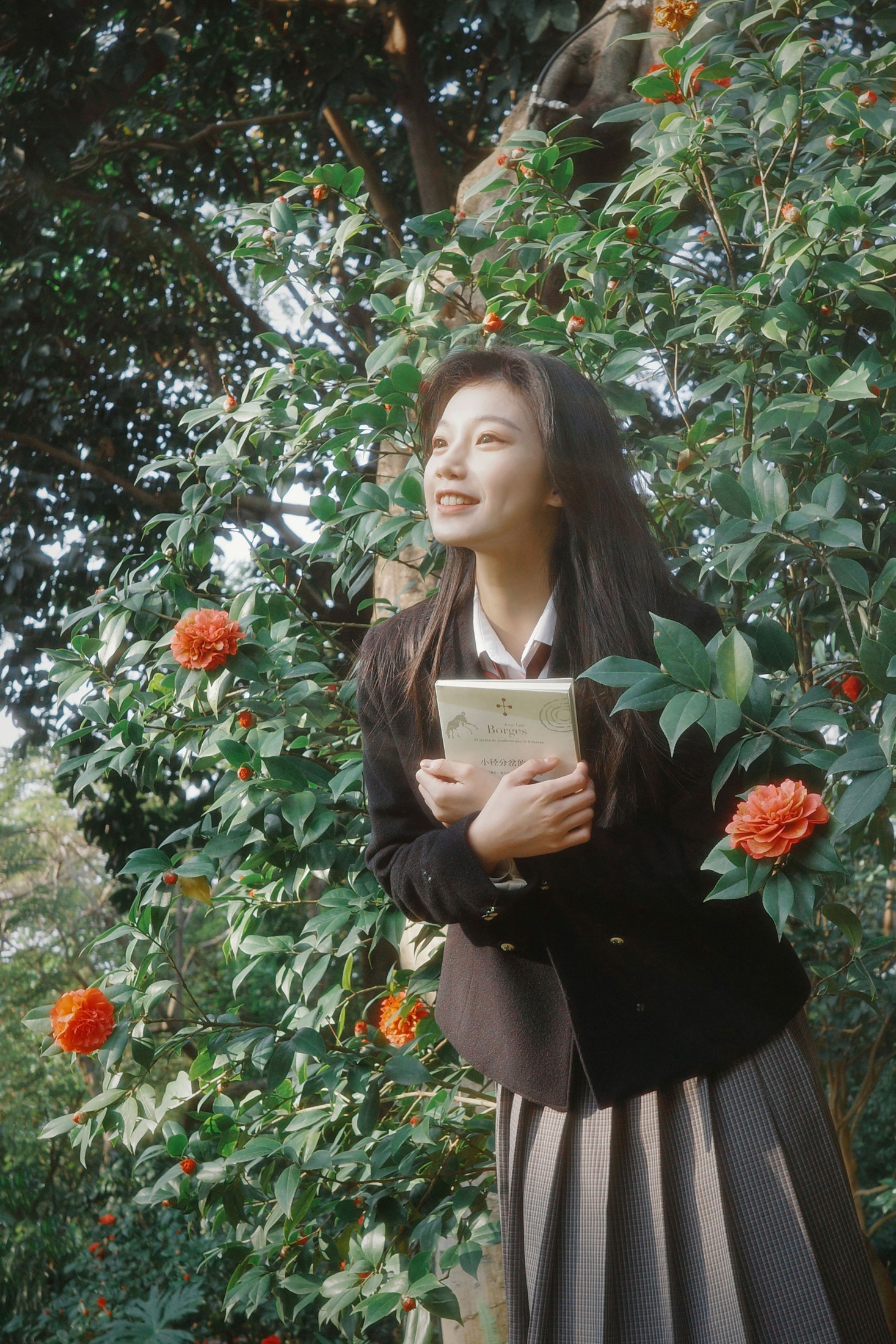 – 《愿我的神明常驻此地》[15P]