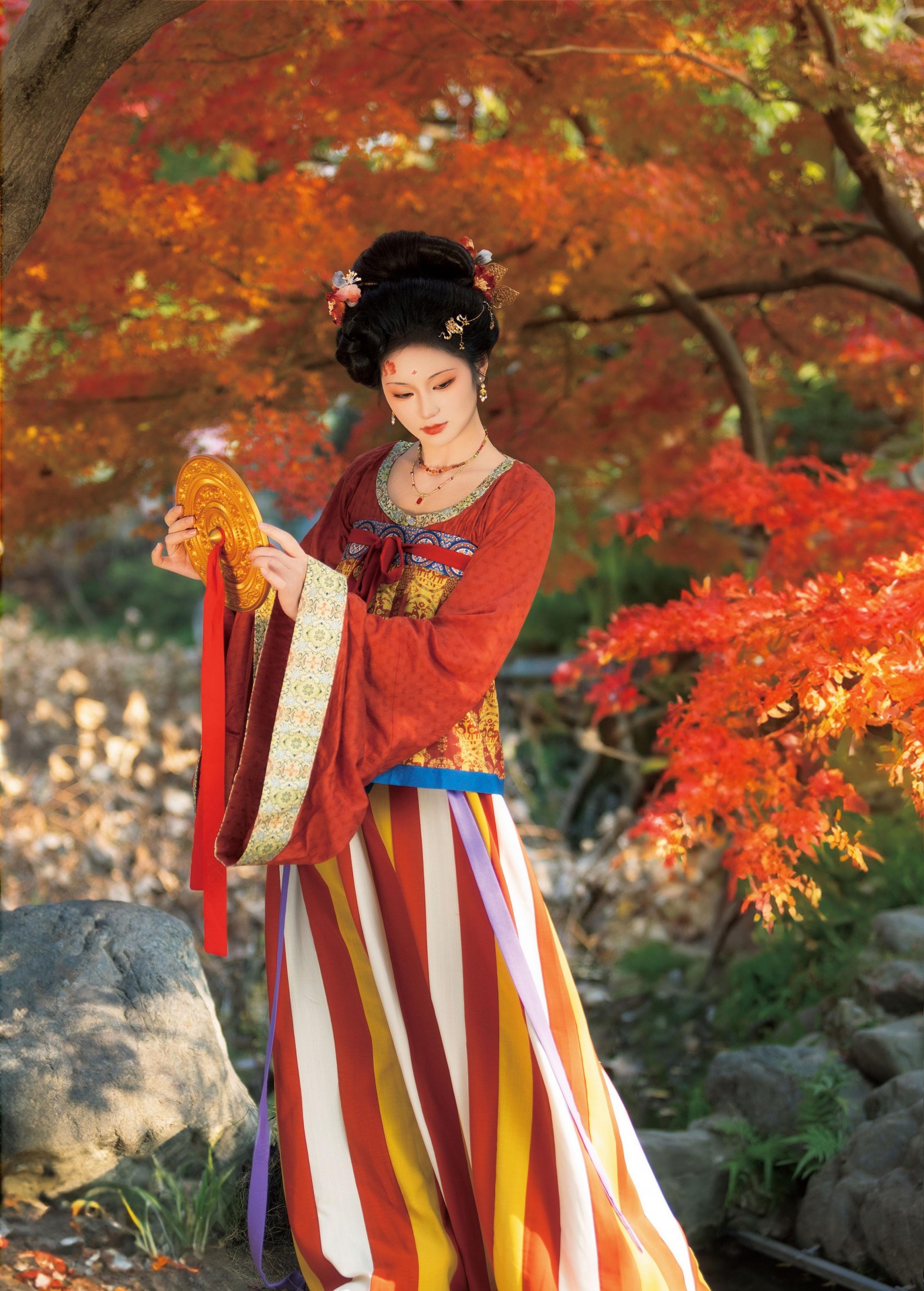 不听山 – 《唐 • 红枫》[18P]