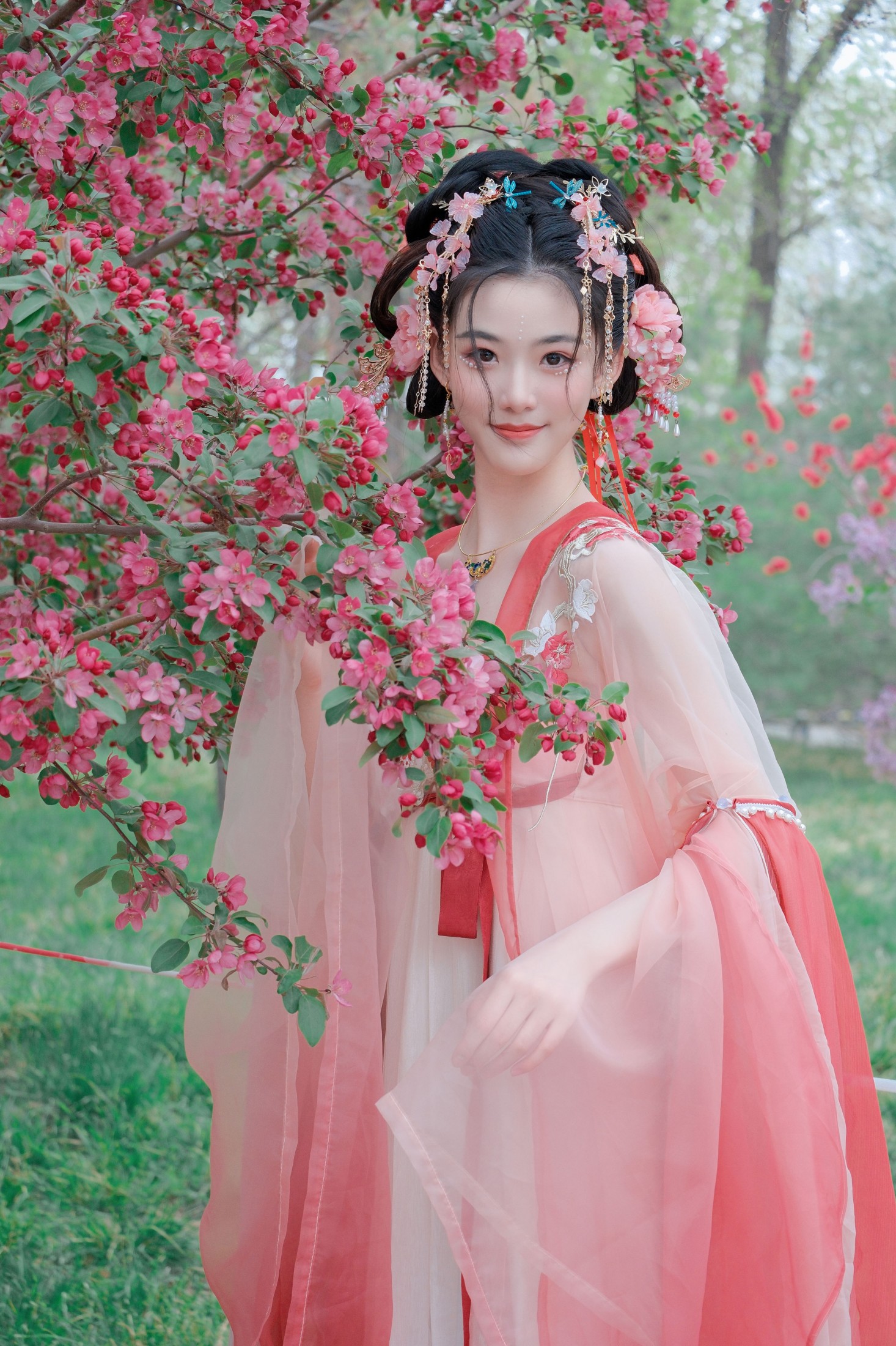 – 《春日宴》[37P]