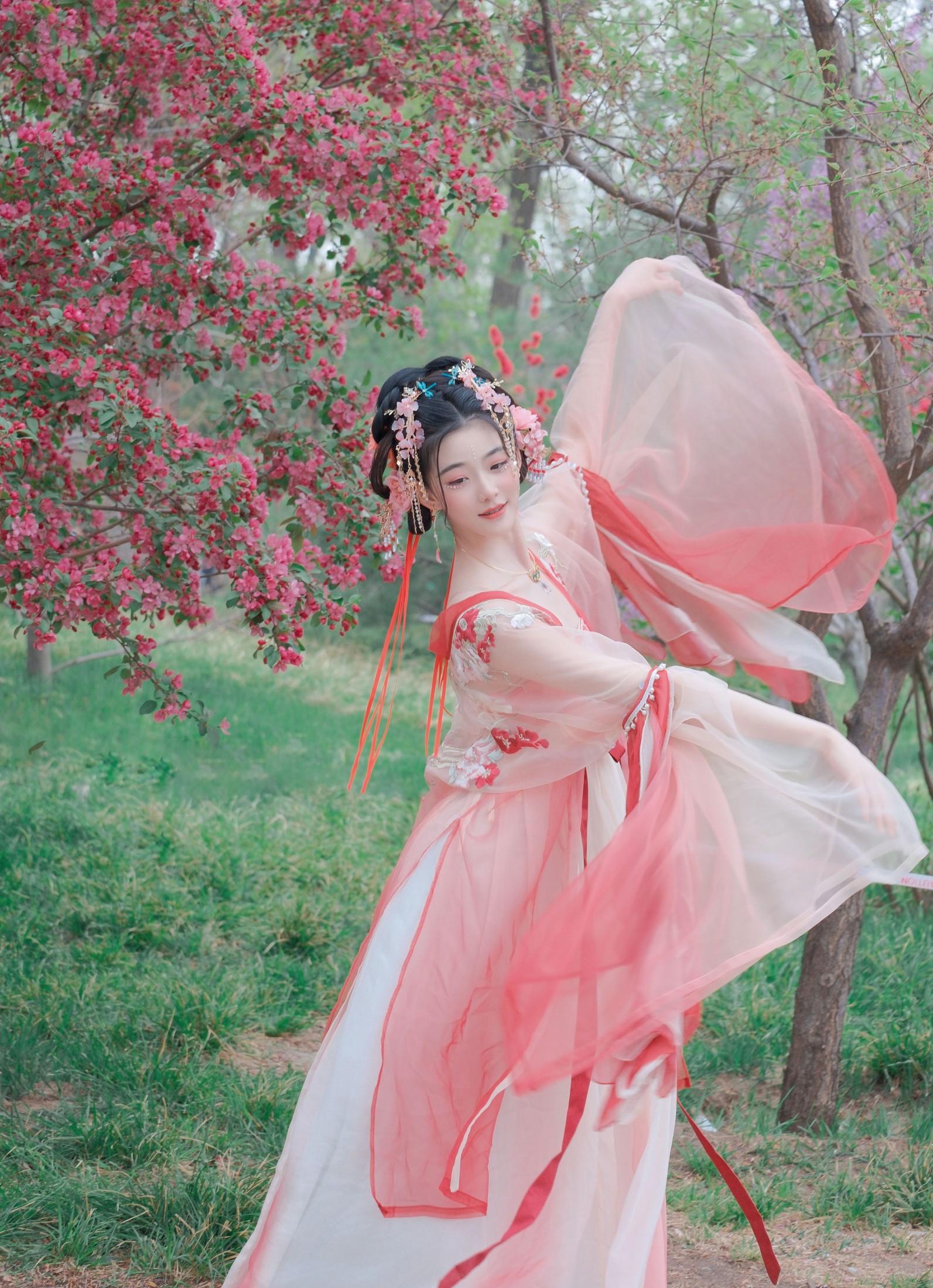 – 《春日宴》[37P]