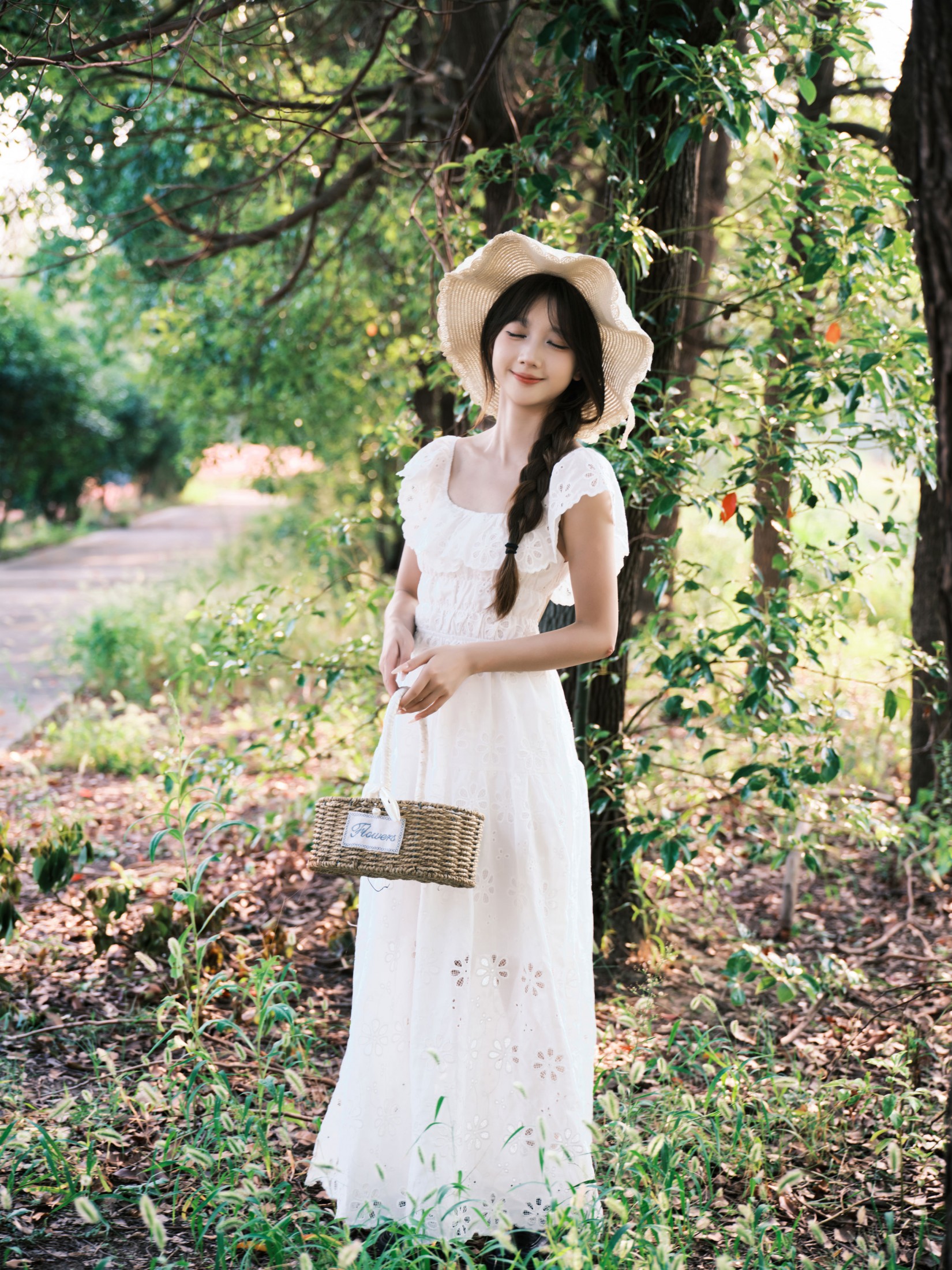 醒醒 – 《粉黛公园白裙娘》[31P]