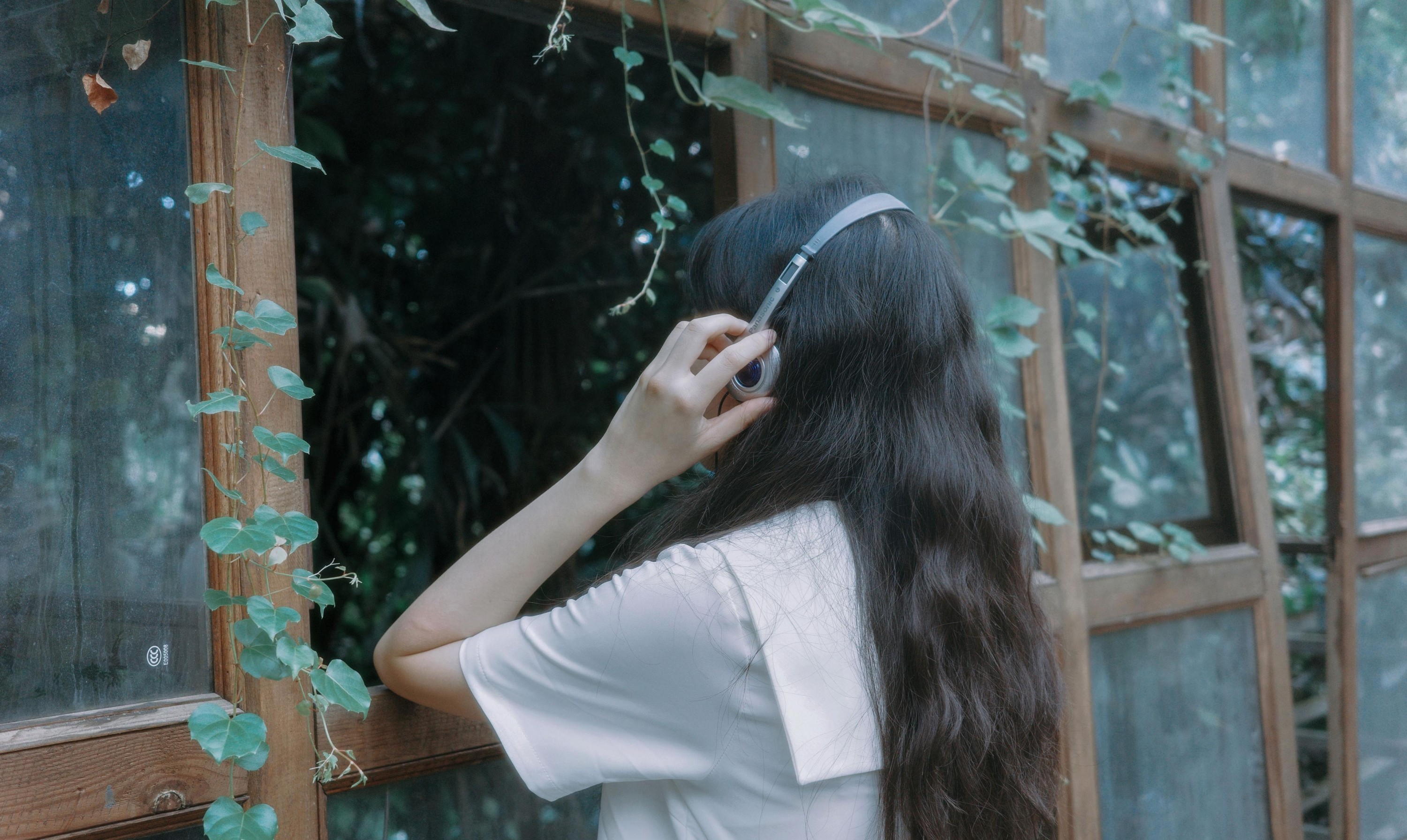 – 《我们不要被命运找到》[23P]