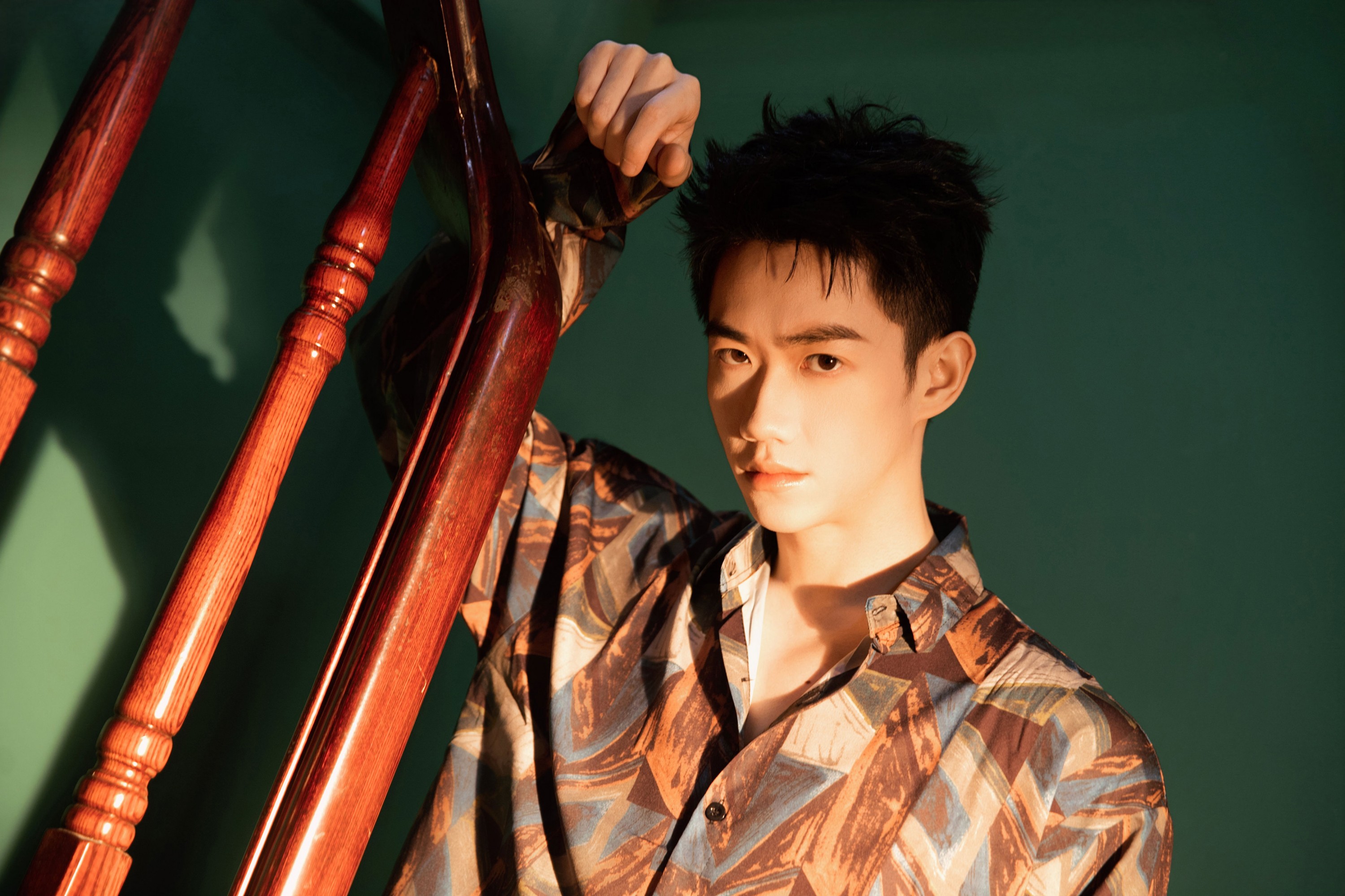 南风 – 《复古潮韵：穿梭时光的型格玩家》[15P]