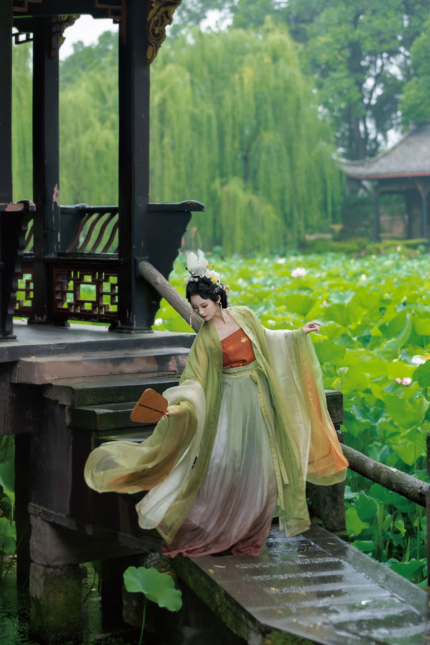 不听山 – 《宋 • 夏日荷》[9P]