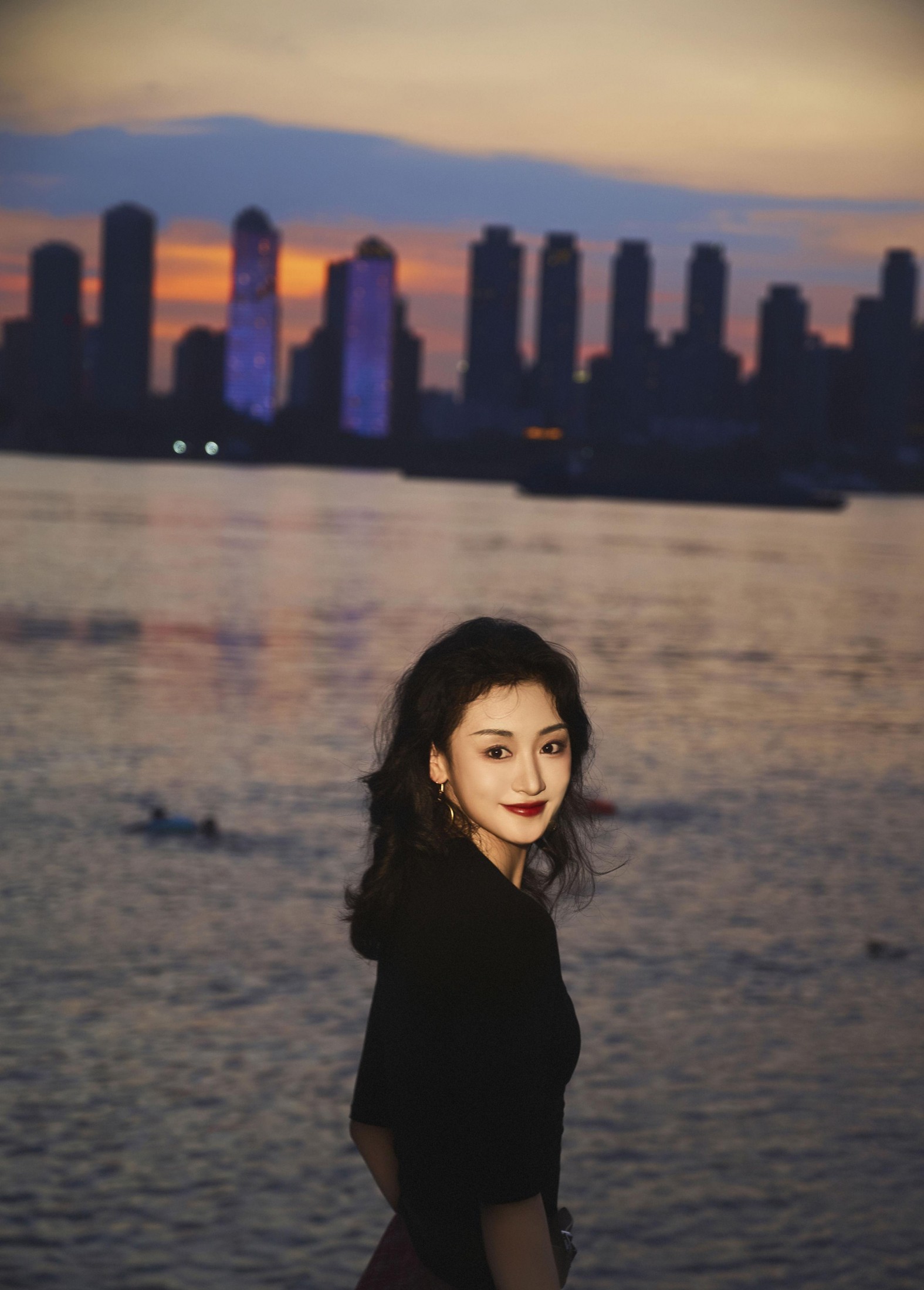 柴一丹 – 《美丽的柴一丹女士》[10P]